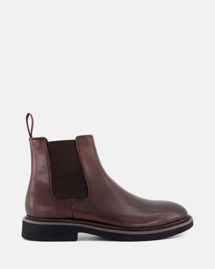Men's Boots - Buy Boots for Men Online | Shoe Connection NZ Men's Boots - Buy Boots for Men Online | Shoe Connection NZ